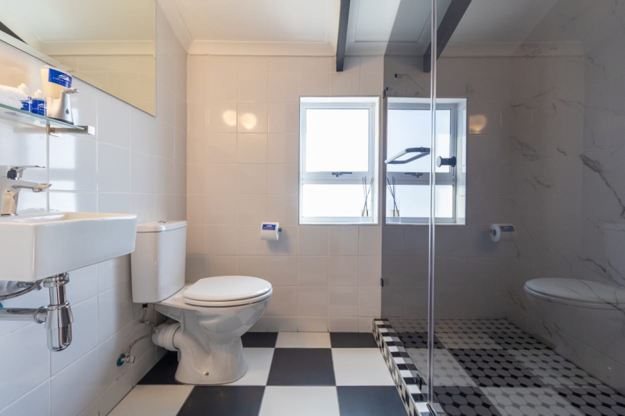 To Let 2 Bedroom Property for Rent in Whispering Pines Western Cape